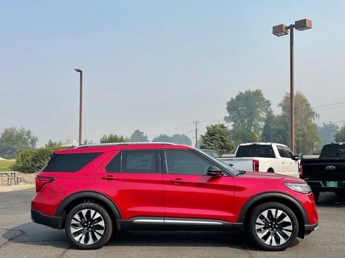 New 2026 Ford Explorer Platinum w/ LUX Leather Package AWD/4WD image 2
