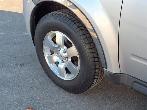 Used 2012 Ford Escape Limited image 25