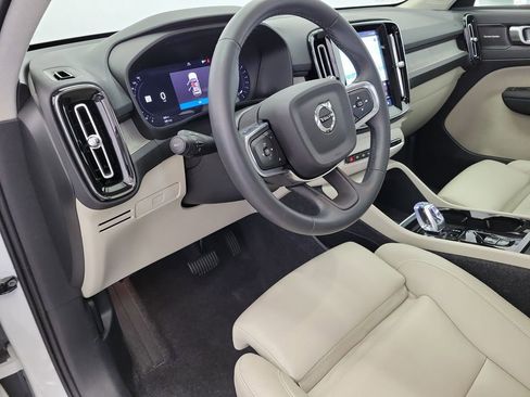 Used 2025 Volvo XC40 B5 Ultra w/ Protection Package Premier AWD/4WD image 20