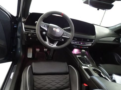 Used 2026 Cadillac CT5 V Blackwing RWD image 5