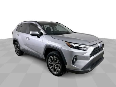Used 2023 Toyota RAV4 XLE Premium AWD/4WD image 2