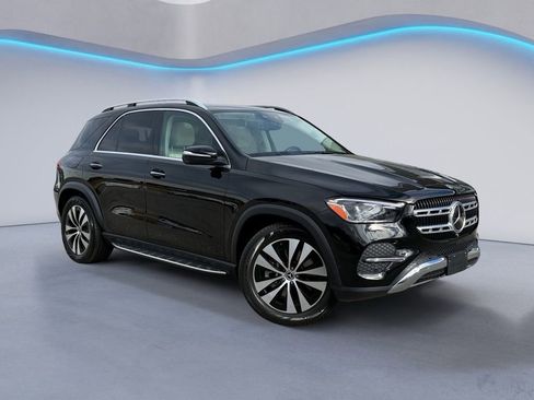 Used 2024 Mercedes-Benz GLE 450 4MATIC image 2