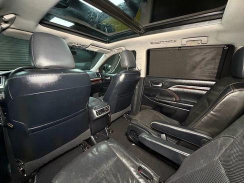 Used 2015 Toyota Highlander Limited image 24