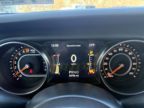 Used 2021 Jeep Gladiator Overland w/ Popular Equipment Package image 22