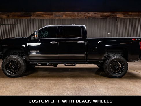 Used 2019 Chevrolet Silverado 2500 LTZ w/ Duramax Plus Package image 5