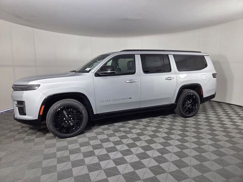 New 2026 Jeep Grand Wagoneer L Limited AWD/4WD image 6