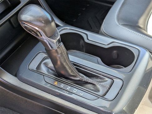 Used 2022 Chevrolet Colorado Z71 image 12