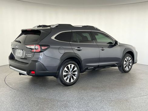 Certified 2024 Subaru Outback Touring AWD/4WD image 4