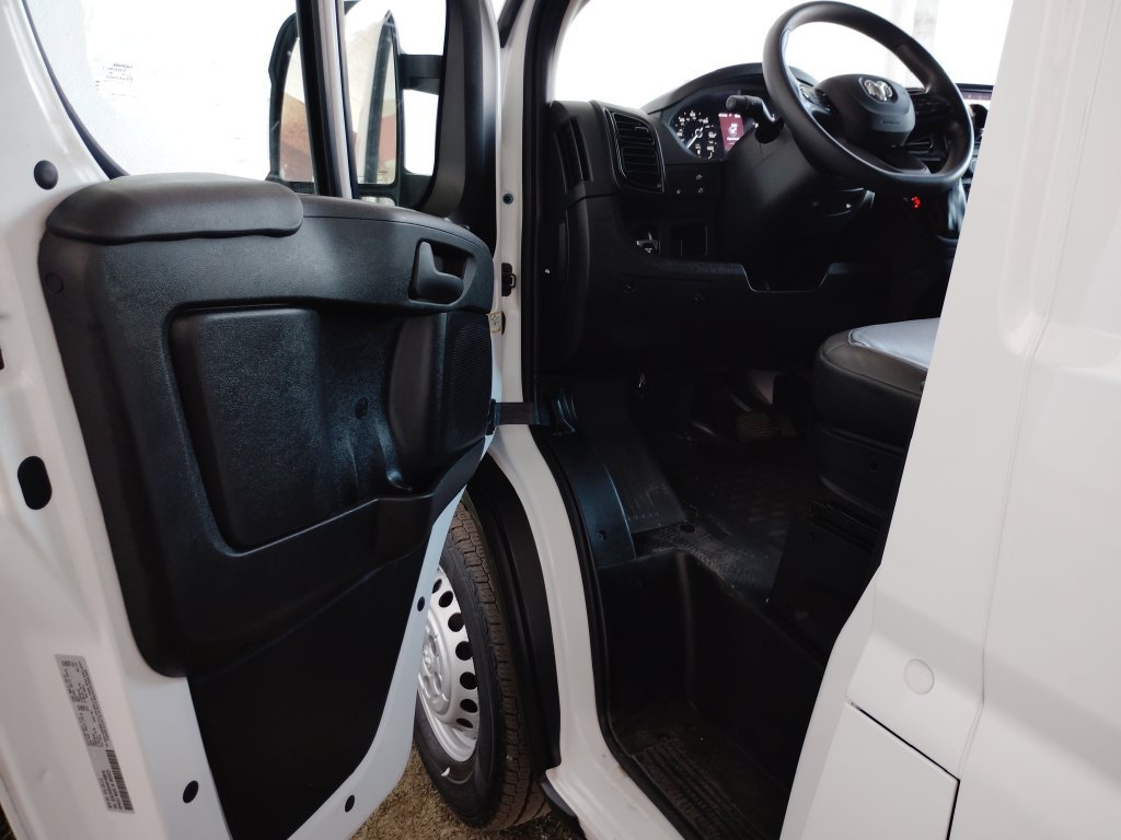 Used 2024 RAM ProMaster 2500 w/ Convenience Group FWD image 21