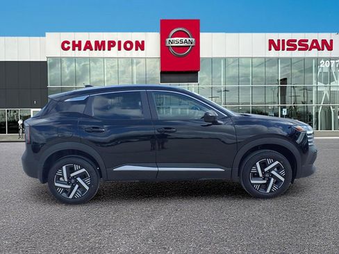 New 2026 Nissan Kicks SV FWD image 7