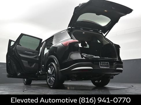 Certified 2026 INFINITI QX60 Luxe w/ Cargo Package AWD/4WD image 39