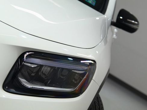 Certified 2024 Mercedes-Benz GLB 250 4MATIC image 10