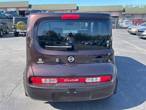 Used 2010 Nissan Cube 1.8 SL w/ SL Preferred Pkg FWD image 7