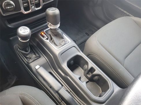 Certified 2020 Jeep Wrangler Unlimited Sport image 26