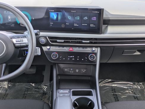 Used 2024 Hyundai Sonata SEL FWD image 17