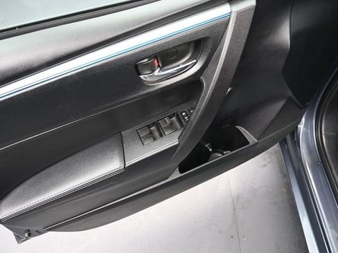 Used 2015 Toyota Corolla LE Premium image 20