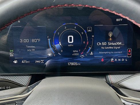 Used 2025 Chevrolet Equinox RS w/ Safety and Technology Package AWD/4WD image 13