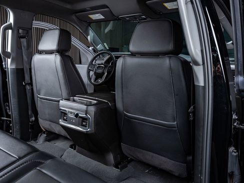 Used 2025 GMC Sierra 2500 Denali image 32