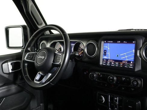 Used 2020 Jeep Wrangler Unlimited Sahara w/ Uconnect 4C Nav & Sound Group image 27