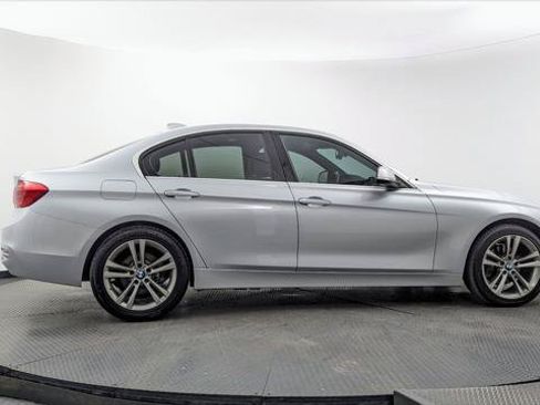 Used 2017 BMW 330i Sedan RWD image 8