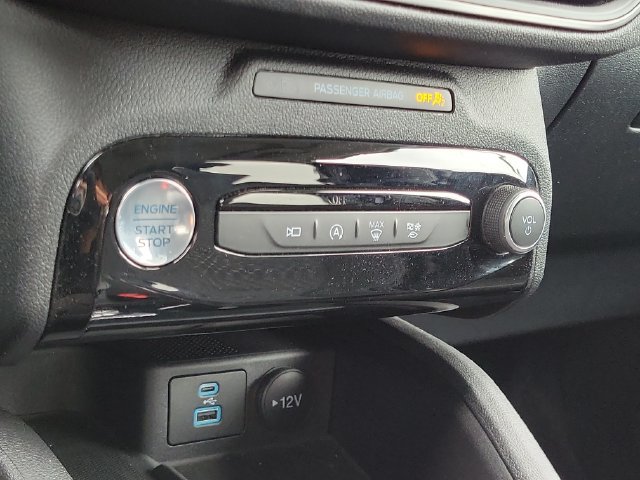 Used 2023 Ford Escape Active w/ Tech Pack #2 FWD image 19