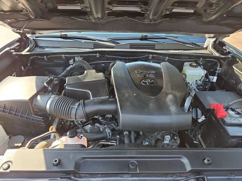 Used 2021 Toyota Tacoma TRD Pro AWD/4WD image 37
