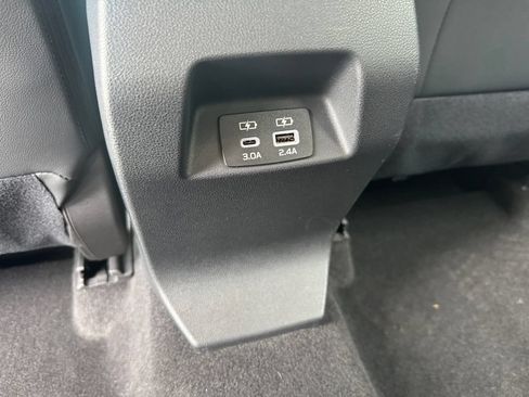 Used 2024 Subaru Crosstrek 2.5i Limited w/ Crosstrek Mirror Package AWD/4WD image 19