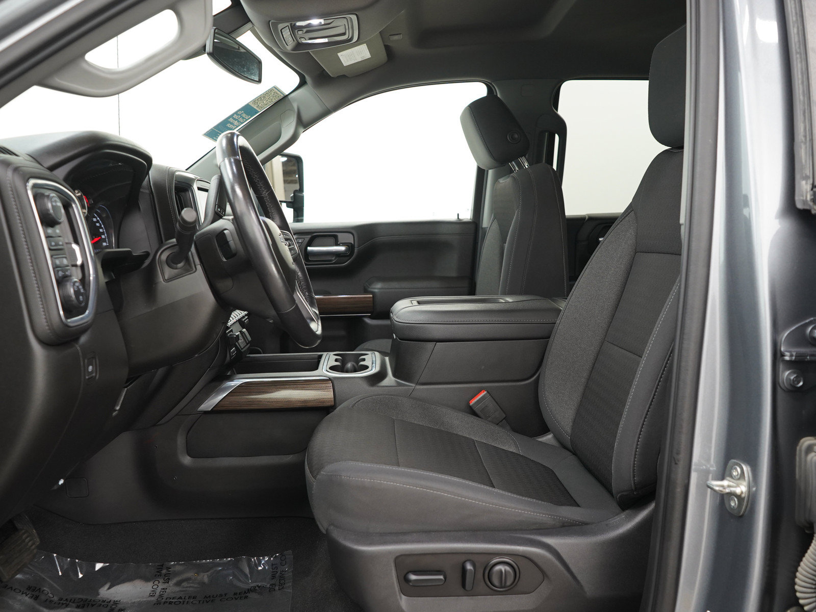 Used 2021 Chevrolet Silverado 1500 LT Trail Boss w/ Bed Protection Package AWD/4WD image 22
