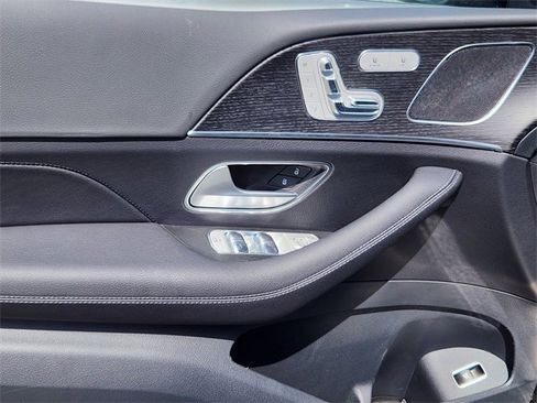 Certified 2025 Mercedes-Benz GLE 350 4MATIC image 10