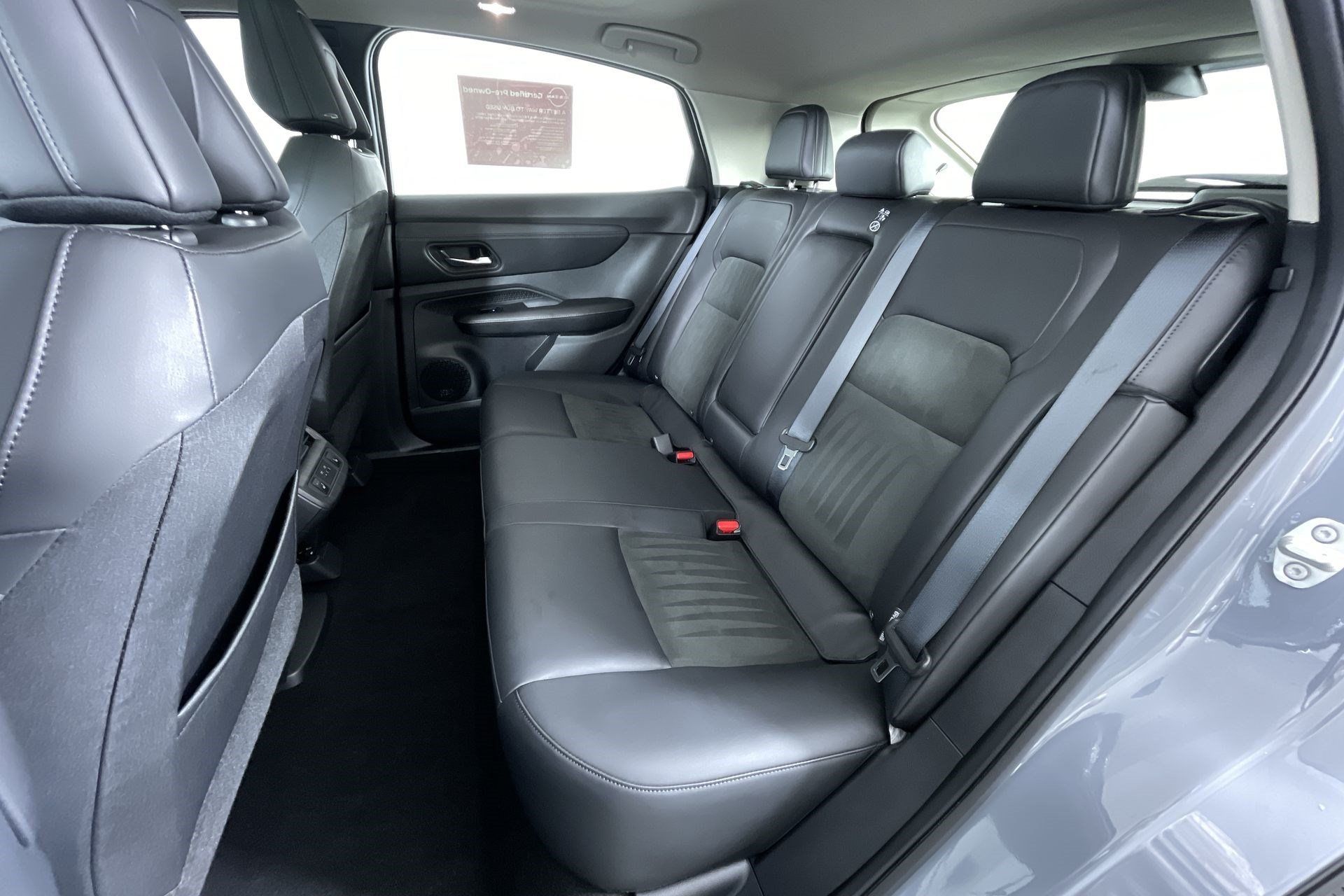 Certified 2024 Nissan Ariya AWD image 23