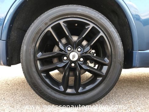 Used 2024 Dodge Durango GT image 9