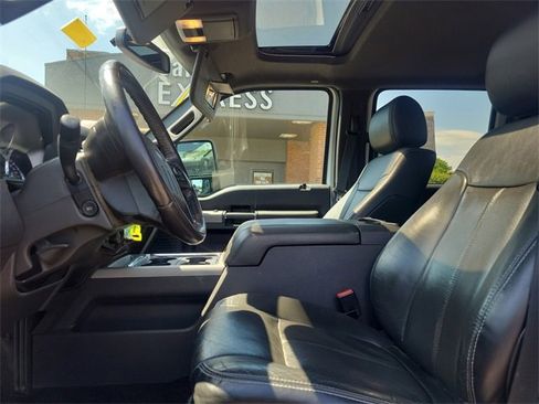 Used 2016 Ford F250 Lariat w/ Lariat Ultimate Package AWD/4WD image 25