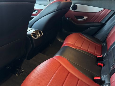 Used 2022 Mercedes-Benz GLC 300 image 12