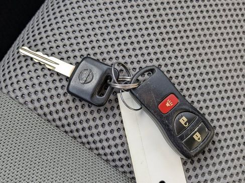 Used 2019 Nissan Frontier SV image 26