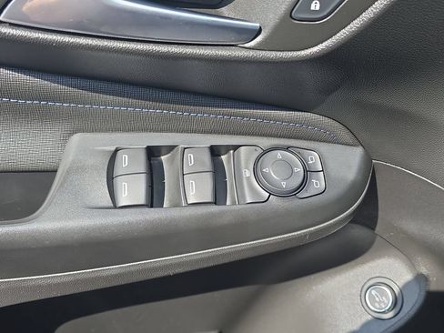 Used 2024 Buick Envista Sport Touring w/ Convenience I Package FWD image 30