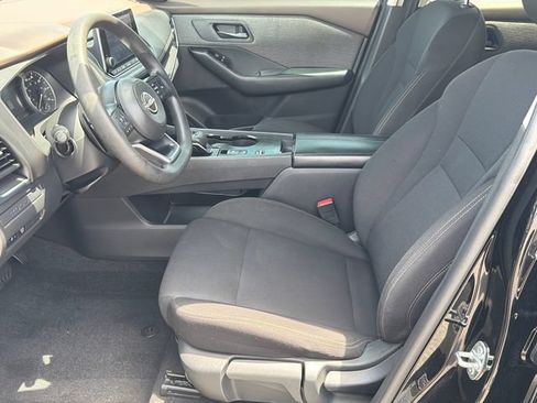 Used 2023 Nissan Rogue S FWD image 9