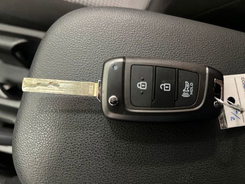 Used 2023 Hyundai Kona SE image 31