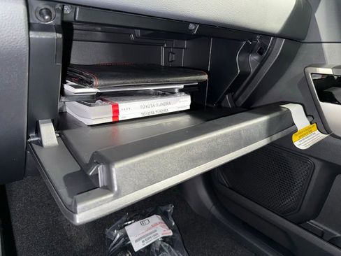 New 2026 Toyota Tundra Limited AWD/4WD image 30