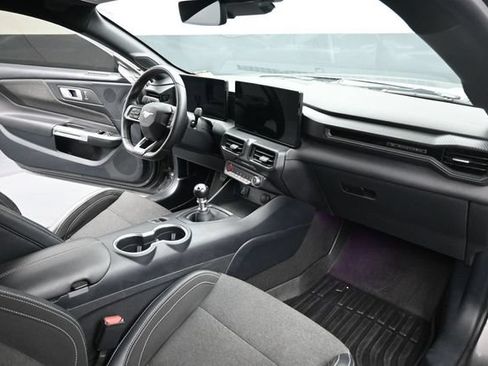 Used 2024 Ford Mustang GT RWD image 25