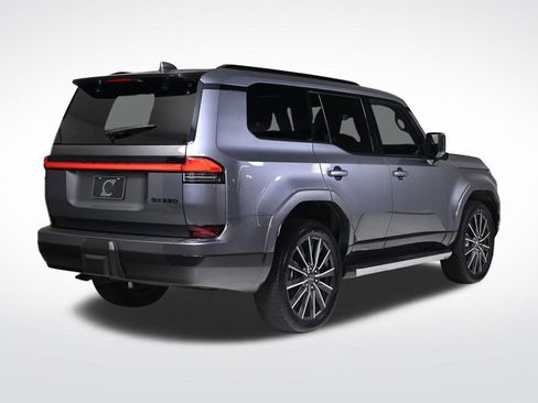 Used 2025 Lexus GX 550 image 5