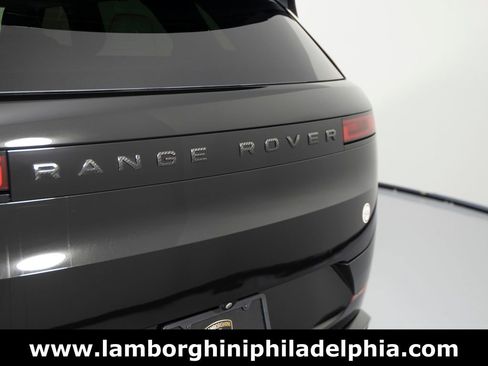 Used 2024 Land Rover Range Rover Sport image 39