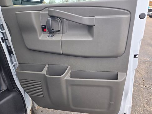 New 2026 Chevrolet Express 2500 w/ Driver Convenience Package RWD image 6