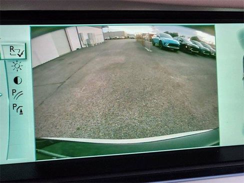 Used 2016 Rolls-Royce Wraith image 24