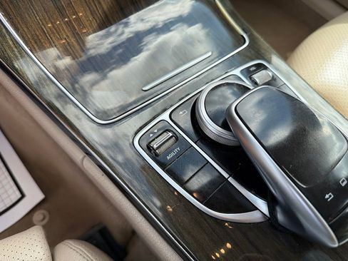 Used 2015 Mercedes-Benz C 300 4MATIC Sedan image 29
