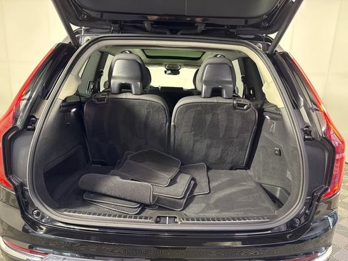 Used 2025 Volvo XC90 B6 Plus AWD/4WD image 19