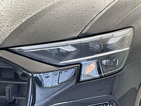 Certified 2025 Audi Q8 Premium w/ Black Optic Package AWD/4WD image 15