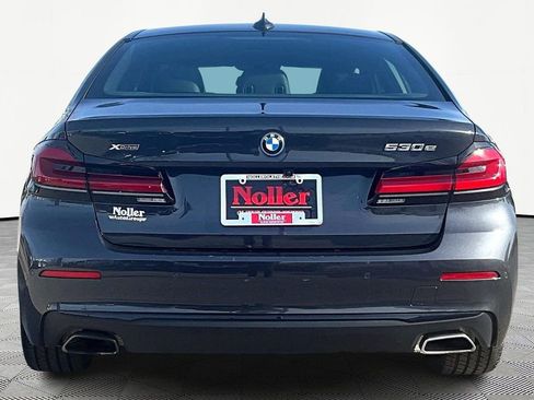 Used 2023 BMW 530e xDrive 530e iPerformance w/ Premium Package image 4