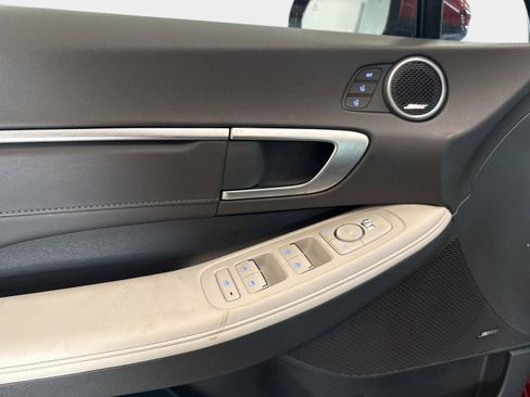 New 2025 Hyundai Sonata Limited image 18