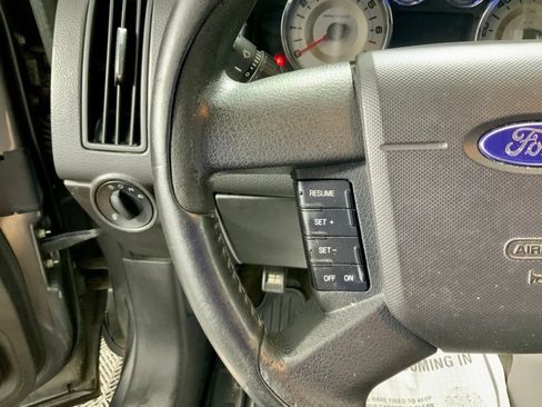 Used 2009 Ford Edge SEL FWD image 22