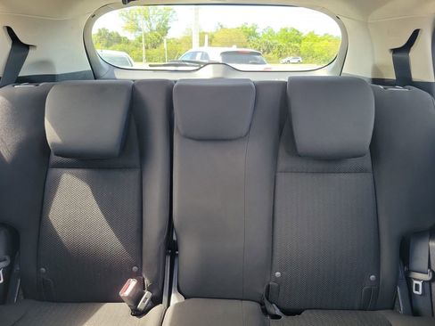Used 2017 Honda HR-V EX image 15